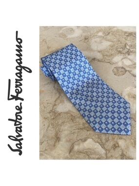 Salvatore Ferragamo 100% Silk Print Tie